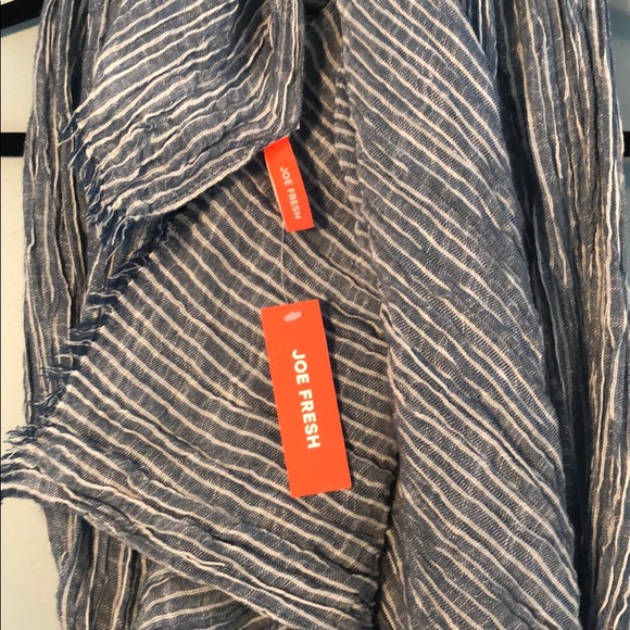 Joe Fresh scarf - Picture 3 of 5